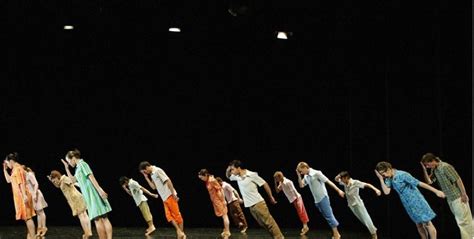 Fotografía 4: danza contemporánea. | Danza contemporanea, Simbolos, Michael jackson
