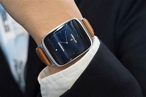 5 Stylish Smart Watches For Men