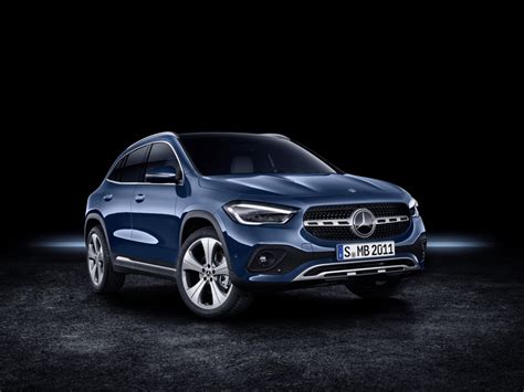 Cars valued by autouncle 1,200 used mercedes gla200 cars for sale in uk collected from 60 sites car valuations since 2010. Nuova Mercedes GLA, 200 e sportiva AMG aspettando l'ibrida ...