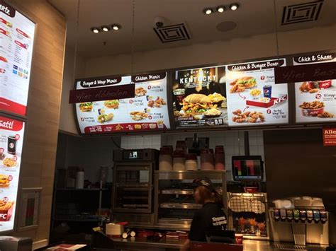 Anhand der folgenden liste zur kategorie fastfood in würselen können sie wichtige informationen zu anschrift. KFC Kentucky Fried Chicken, Fürth - Restaurant Bewertungen, Telefonnummer & Fotos - TripAdvisor
