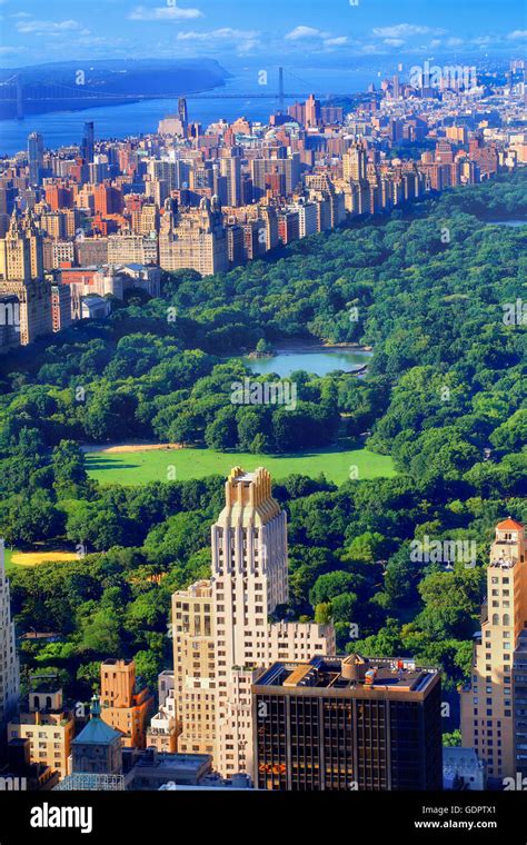 Central Park South In Manhattan New York City Stock Photo Alamy