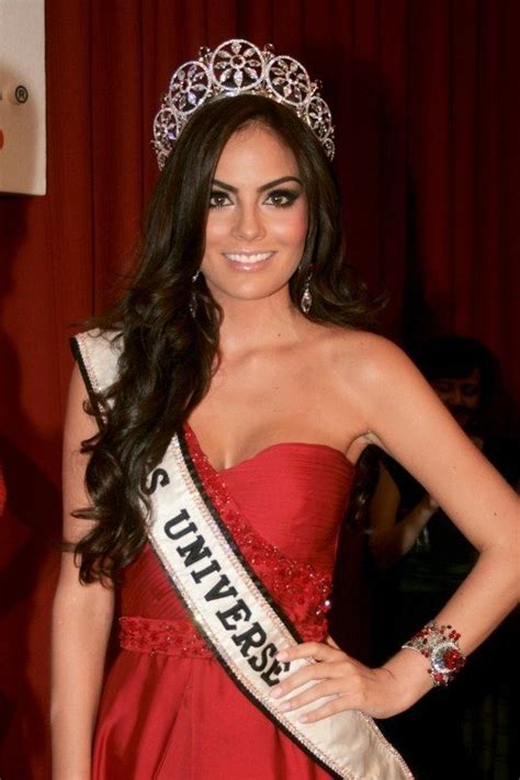 The Perfect Miss Ximena Navarrete Miss Universe de MÉXICO tiene su propia figura de cera