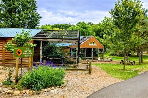 Howell Nature Center Offers Trails Treehouses And Animals Littleguide