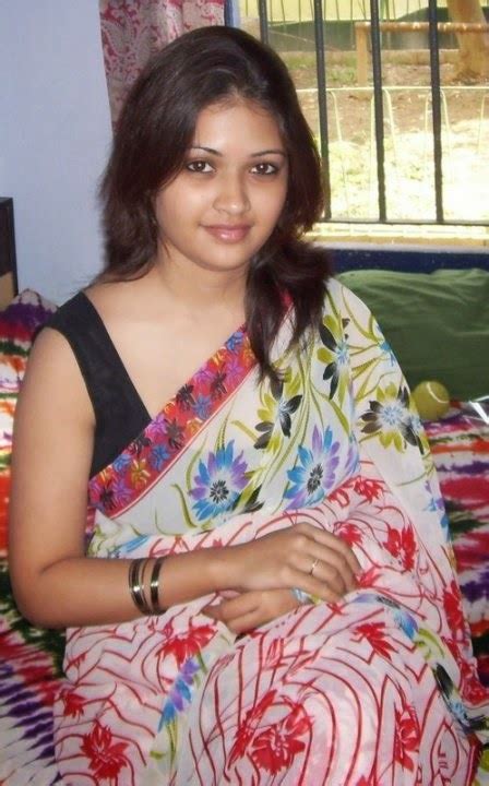 Indian Desi Local Girls And Housewife In Saree Hot Photos Beautiful Desi Sexy Girls Hot Videos