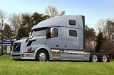 Pictures of Volvo Commercial Trucks