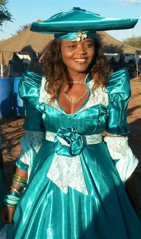Herero Woman Namibia Africa Mode Africaine Robe Longue Mode Africaine Mode Africaine Robe