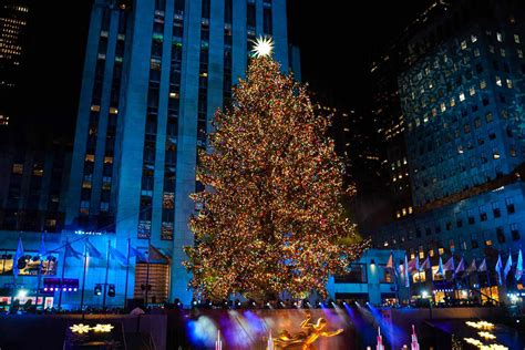 How To Watch The Rockefeller Center Christmas Tree Lighting Tonight