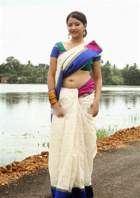 swetha basu prasad hot navel in saree hd photos ~ indian cinema gallery news photos actress