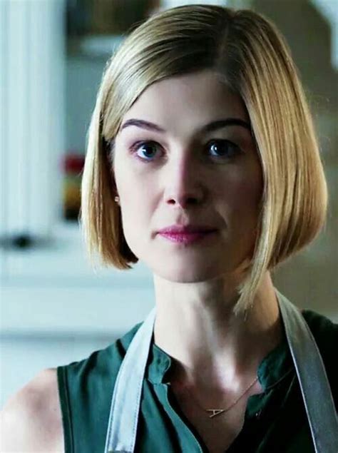 Rosamund Pike As Amy Elliot Dunne In Gone Girl Oh Look Thats My