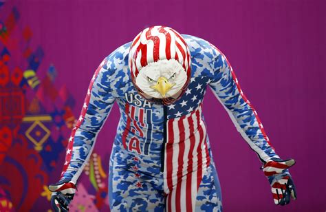 Sochi Olympics Day 3: Sage Kotsenburg of USA takes 1st gold for slopestyle, Hannah Kearney takes 