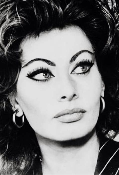 Pin On Sophia Loren