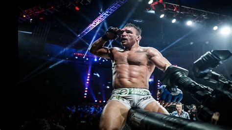Get motivated with ufc fighter michael chandler's training michael currently competes in the ufc lightweight division. Bellator 221: Michael Chandler explains how two people ...