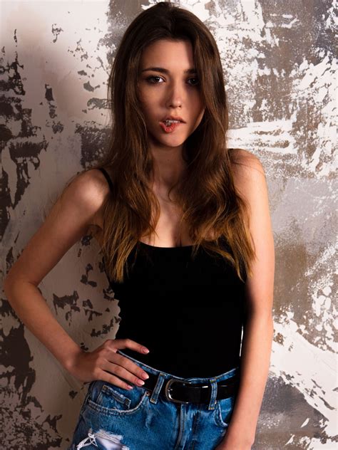 Mila Azul Private Stories Exclusive Videos Private Messaging