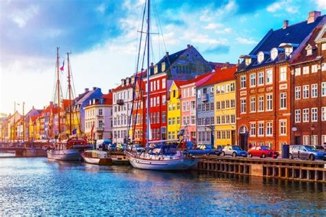 Denmark, country occupying the peninsula of jutland, which extends northward from the center of continental western europe, and an archipelago of more than 400 islands to the east of the peninsula. Denmark launches Gastro 25