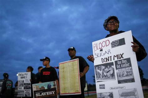 researchers tentatively identify 72 men believed to be buried at sugar land 95 site