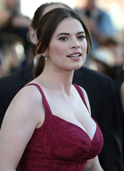 Hayley Elizabeth Atwell Is A British American Actress She Is Known For Her Work In Stage