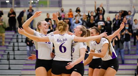 Weber State Volleyball Sweeps Northern Colorado In Top Of League