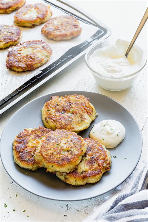 See 3 authoritative translations of mashed potatoes in spanish with example sentences and audio pronunciations. The BEST Loaded Mashed Potato Patties - Busy Cooks