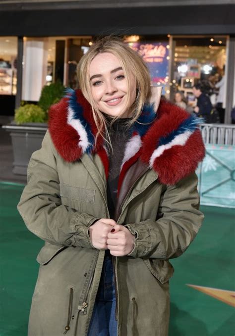 Sabrina Carpenter Style Clothes Outfits And Fashion Page 23 Of 52