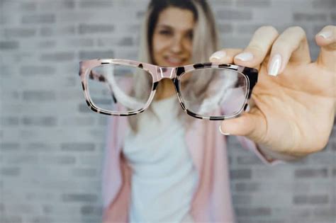 Types Of Prescription Eyeglasses And What Is Right For You 2023