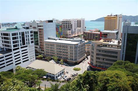 Regus kota kinabalu bölgesinde ve dünya genelindeki binlerce lokasyonda ortak çalışma alanları hizmete sunmaktadır. KOTA KINABALU, SABAH MALAYSIA - MAY 1, 2018: Sabah Tourism ...