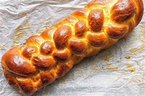 Hungarian Easter Twisted Bread Fonott Kalács Chefs Pencil