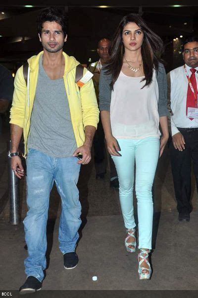 shahid kapoor and priyanka chopra spotted at mumbai airport on june 18 2012 bollywood