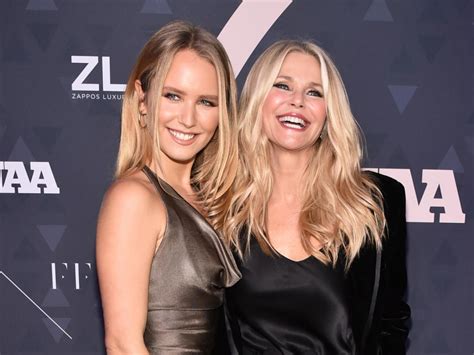 christie brinkley s lookalike daughter sailor looks like a sunkissed goddess in a form fitting