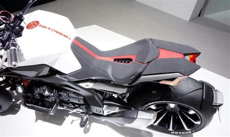 The best three wheel motorcycle for you. Honda Neo Wing = New 2017 Trike / 3 Wheel Motorcycle ...