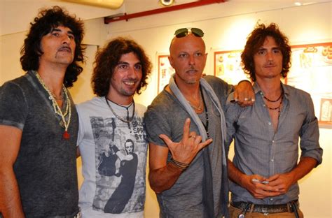 Judías negras … diccionario salamanca de la. Fan di tutte le età per il rock dei Negrita - la Repubblica