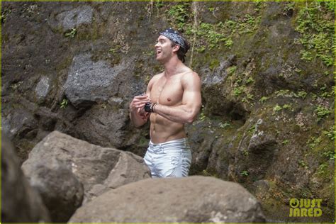 Photo Pierson Fode Shirtless In Hawaii 08 Photo 3616248 Just Jared