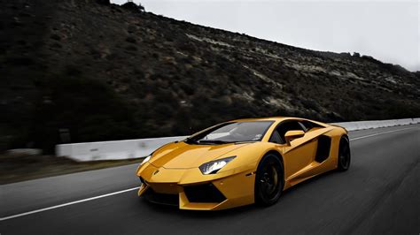 Hd Yellow Lamborghini Aventador On The Highway Wallpaper Download