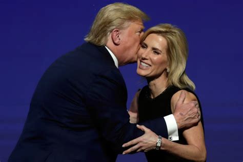 Laura Ingraham Feet Talkshow Gastgeberin Und Kommentator Laura