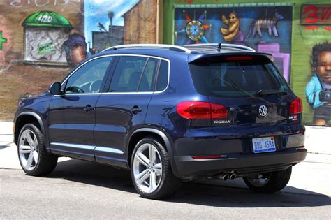 The 2014 volkswagen tiguan is a compact crossover suv with a premium vibe. 2014 Volkswagen Tiguan R-Line 4Motion Review Price Photos ...
