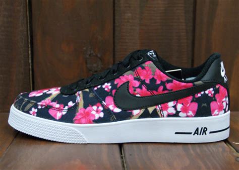 Brand new air force 1 cherry gs sneaker. Nike Air Force 1 AC GS "Floral" - SneakerNews.com