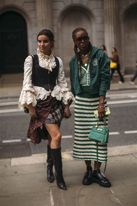 the 41 best street style looks from london fashion week spring 2023 fashionfbi the blog of