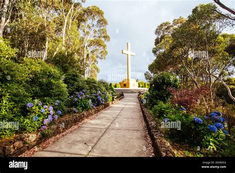 Mount Macedon Memorial Cross In Australia Stock Photo Alamy