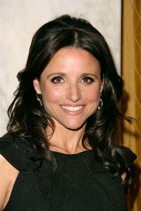 Julia Louis Dreyfus 2021 She Made Her 200 Million Dollar Fortune With