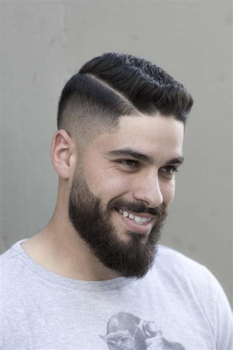 Vous pensez qu'un simple shampoing suffit ? Quelle coupe de cheveux pour un homme? Les 10 tendances de ...