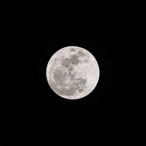 Premium Photo Full Moon On The Dark Sky