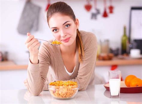21 Things That Happen to Your Body When You Skip Breakfast ...
