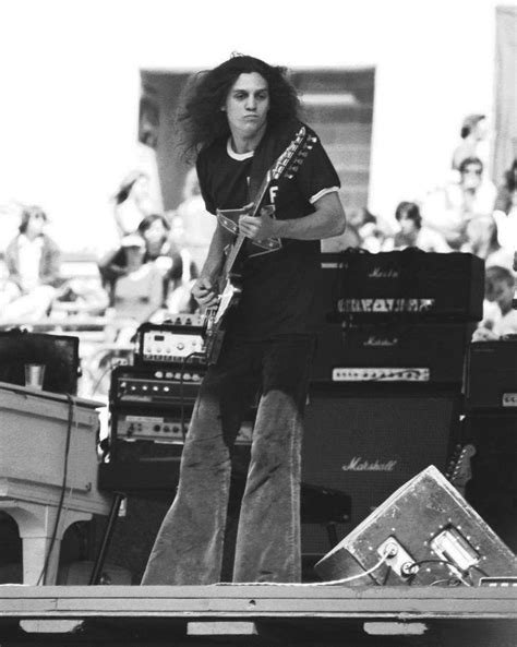 January 23 1990 Guitarist Allen Collins Died At Age 37 Nsf News