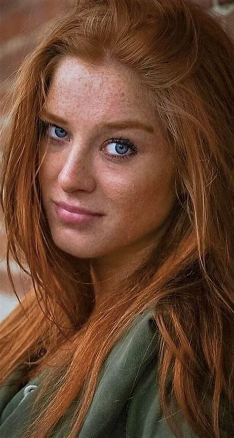 Beautiful Freckles Stunning Redhead Beautiful Red Hair Gorgeous Redhead Beautiful Eyes Red