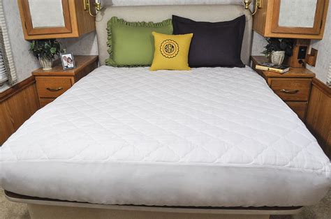 An instant update to your mattress has never been comfier or easier. RV Mattress Short Queen Memory Foam Pad Topper Camper Bed ...