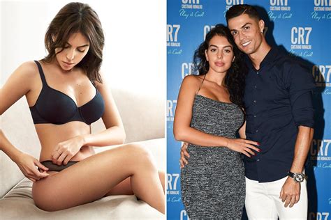 Cristiano Ronaldos Girlfriend Georgina Rodriguez Dazzles In Sexy
