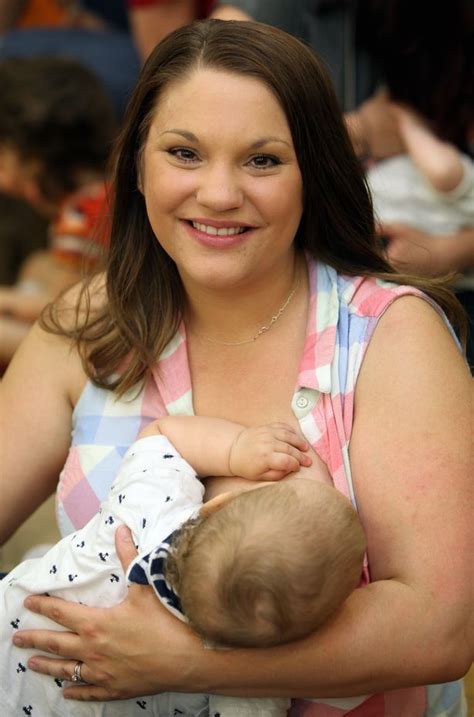 This Is How More Than 80 Mums Got Breastfeeding In The Big Latch On In Newcastle Chronicle Live