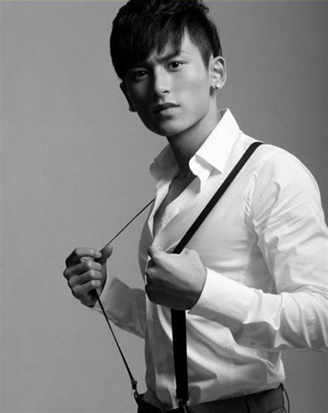张哲瀚（1991年5月11日－），中国男演员、歌手，出生于江西新余。毕业于上海戏剧学院。 for faster navigation, this iframe is preloading the wikiwand page for 张哲瀚. 张哲瀚经纪公司_张哲瀚经纪人_张哲瀚签约公司_张哲瀚代言报价_北京华星堂文化发展有限公司