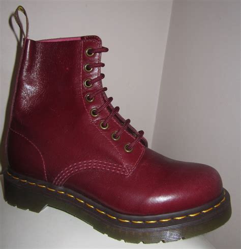 Martens products are oil, fat, acid, petrol and alkali resistant, meaning you'd have a hard time slipping in add a little edge to a more feminine look by topping off your outfit with a pair of doc boots. Life as Art: Bargain Brag-Cherry Red Doc Martens