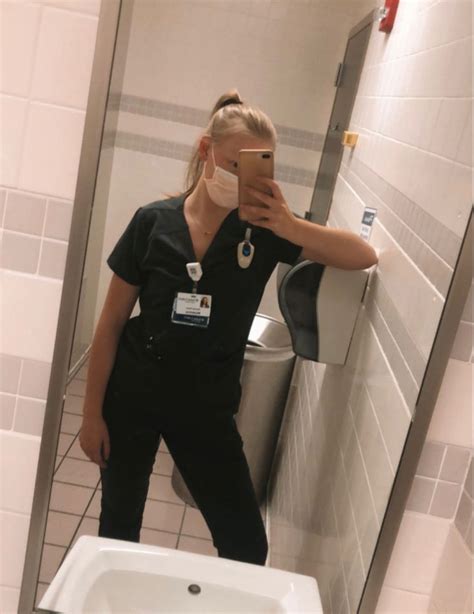 Nursing Selfie Mirror Mirrors Selfies Breast Feeding Nurses
