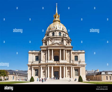 Eglise Du Dome Les Invalides Napoleons Tomb Paris France Eu Europe